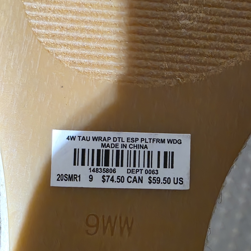 🔥SOLD🔥       EUC Torrid Taupe Espadrille Wedge Sandals - Picture 13 of 15